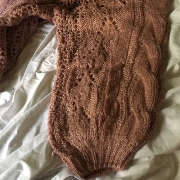 Oversized “Dusty Pink” Knit Sweater - Picture 3 of 5